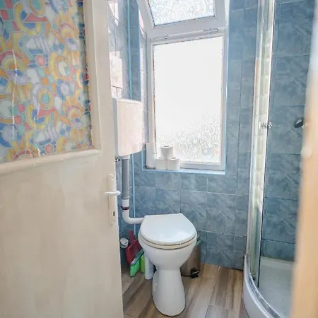 Cozy Studio On Regiei Boulevard Apartment *