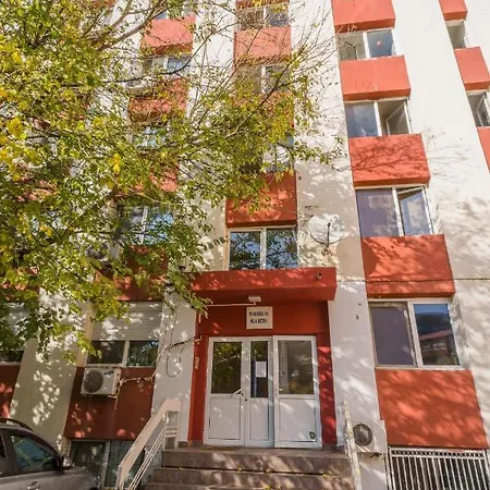 Apartment Cozy Studio On Regiei Boulevard Bucharest